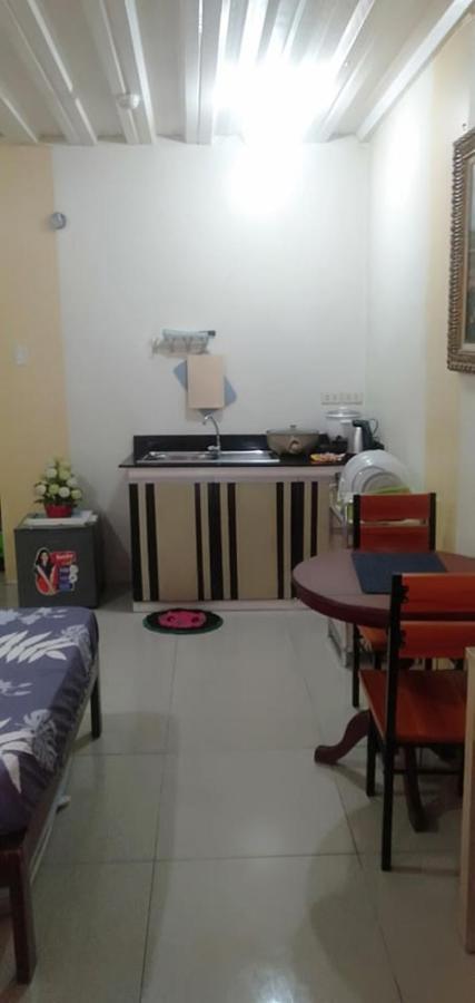 Ekonumi Rooms At Moonwalk Paranaque Paranaque City Zewnętrze zdjęcie