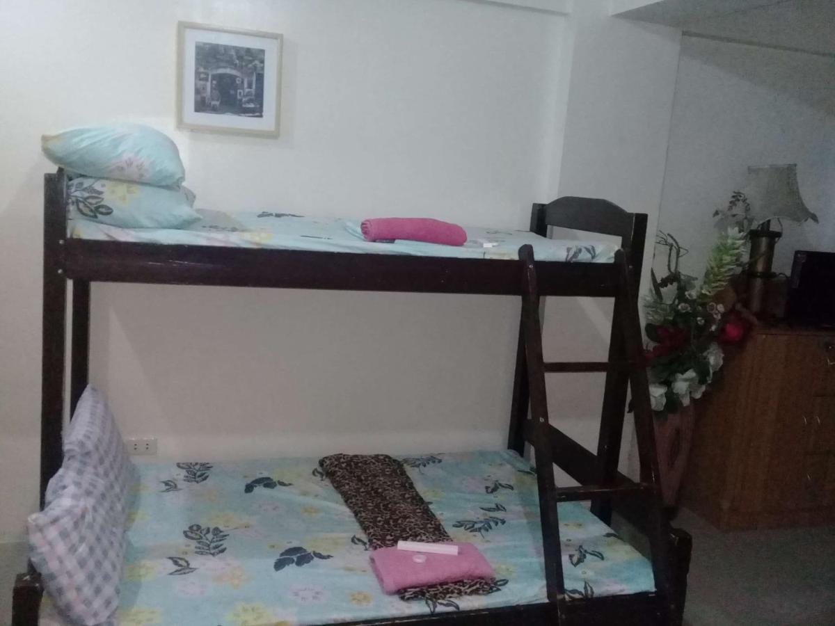 Ekonumi Rooms At Moonwalk Paranaque Paranaque City Zewnętrze zdjęcie