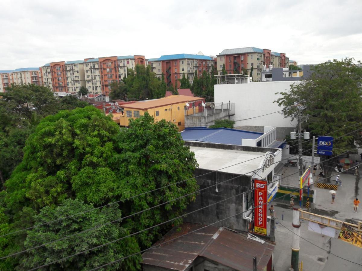 Ekonumi Rooms At Moonwalk Paranaque Paranaque City Zewnętrze zdjęcie